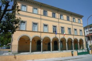 Istituto superiore liceo scientifico classico linguistico lorenzini Pescia