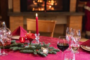 calice vino tavola pranzo Natale christmas hotel ristorante Villa delle Rose pescia